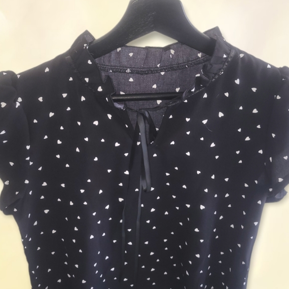 Black & White All Over Hearts Blouse - Picture 4 of 6